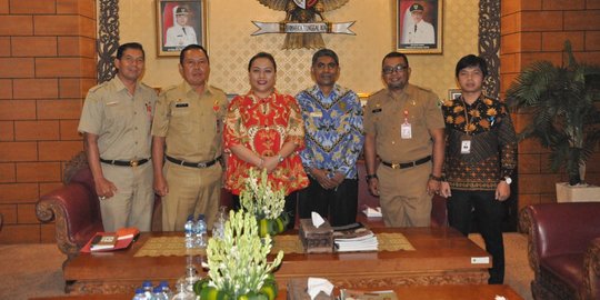 Bupati Eka Terima Kunjungan Tim Ombudsman Perwakilan Bali