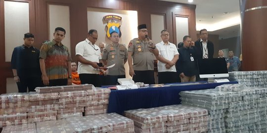 Total Barang Bukti Investasi Bodong MeMiles Mencapai Rp147,861 Miliar