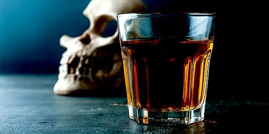 7 kandungan aneh yang ada di tubuh kita, alkohol dan racun pun ada!