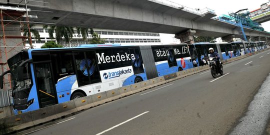 Transjakarta Tembus Target 1 Juta Penumpang Perhari