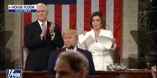 Video Ketua DPR AS Sobek Naskah Pidato Kenegaraan Presiden Donald Trump