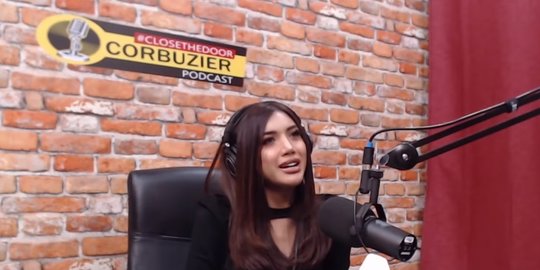 menjadi wanita rev1