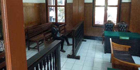 Wanita 19 Tahun Jalani Sidang Ganti Status Kelamin Jadi Pria di PN Surabaya