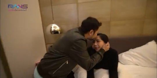 belikan hadiah untuk raffi rev2