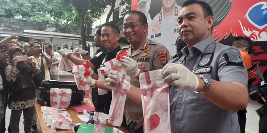 Disiapkan untuk Hari Valentine, Peredaran 38.400 Permen Pil Happy Five Digagalkan