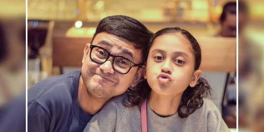 Kece dan Fashionable Abis, Ini 10 Potret Asila Maisa Anak Ramzi