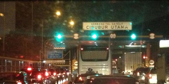 kejadian 3 1 24 Jasa Marga Ganti Rugi Kendaraan Pecah Ban Akibat Jalan Tol 