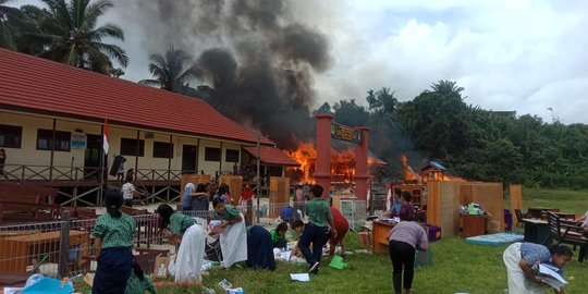 Sekolah Dasar di Berau Terbakar Akibat Siswa Bakar Rak Telur
