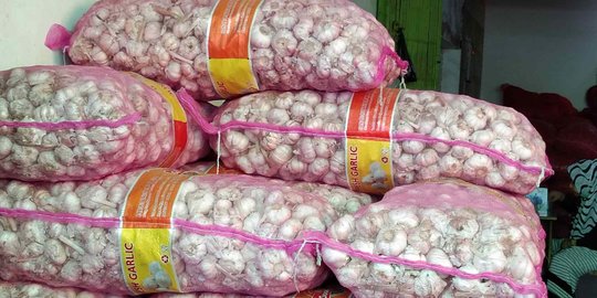 Dampak Wabah Corona, Harga Bawang Putih di Kota Solo Terus Melejit