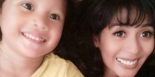 Karen Pooroe Sempat Tulis Pesan Sebelum Anaknya Meninggal: Apakah Zefi Rindu Mammie?