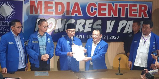 Klaim Didukung 26 DPW, Zulkifli Hasan Daftar Caketum PAN di Detik Terakhir