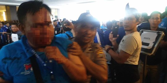 Baku Hantam di Kongres PAN, Pintu Kaca Pecah Hingga Peserta Terluka