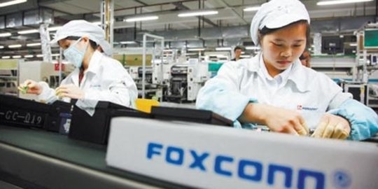 Pabrik Foxconn di Tiongkok Mulai Beroperasi