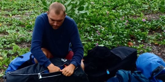 Bule Denmark yang Kemah 12 Hari di Pantai Kuta Akhirnya Dideportasi