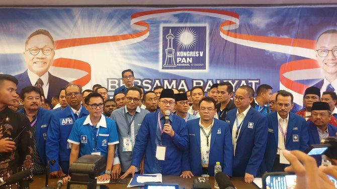 zulkifli hasan terpilih jadi ketum pan di kongres ke v