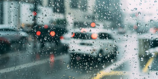 Siang Hari, Jakarta Diprediksi Bakal Hujan