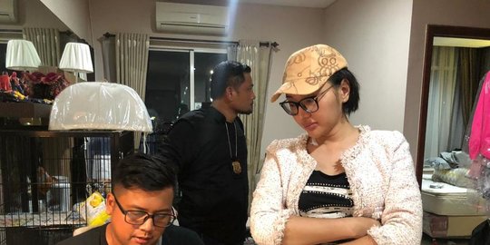 perbedaan ktp dengan paspor rev2