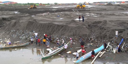 Walhi Sebut Reklamasi di Pantai Losari Akibatkan Abrasi