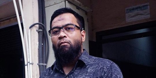 dari dunia hiburan berhijrah rev1