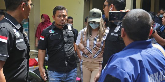 Terungkap Nama Lucinta Luna Berubah dari M Fatah Jadi Ayluna Putri Seizin Pengadilan