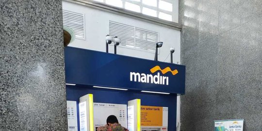 Eksistensi Mesin ATM Pecahan Rp20.000 | merdeka.com