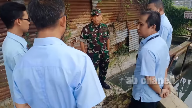 kolonel tni ngamuk lihat perusahaan bumn buang limbah sembarangan