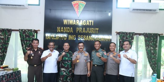 Sambangi Mako Batalyon Blora, Kabaharkam Tegaskan Sinergitas TNI-Polri Kawal NKRI