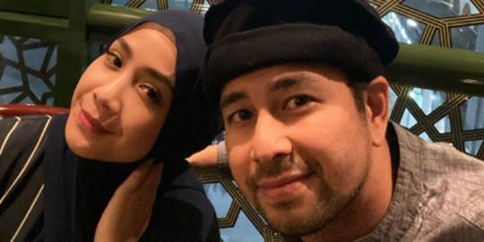 Intip Momen Umrah Keluarga Raffi Ahmad, Cantiknya Nagita Bikin Pangling