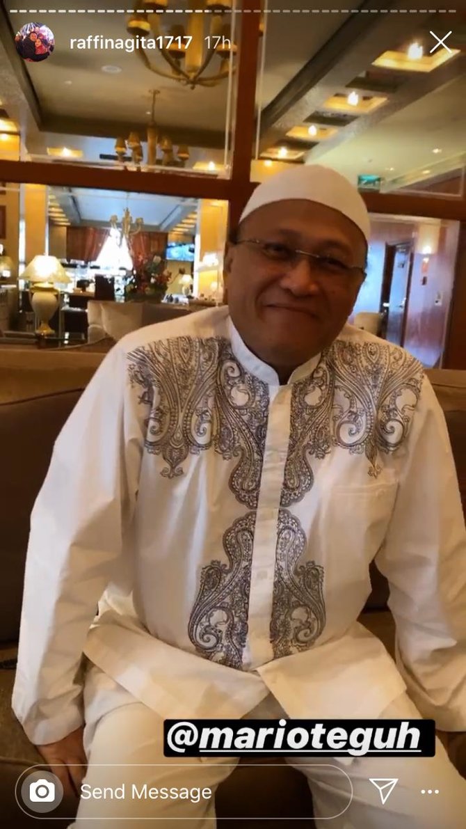 momen umroh raffi 2020