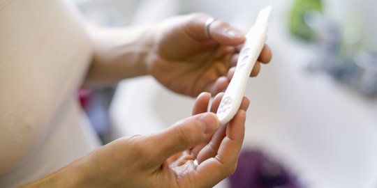 4 Tanda-Tanda Kehamilan Mirip Gejala PMS, Banyak yang Salah Kira