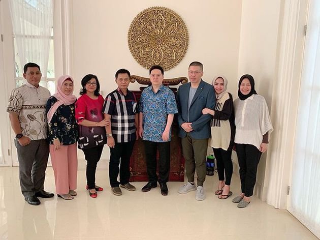 kebersamaan rieta amalia dan suami