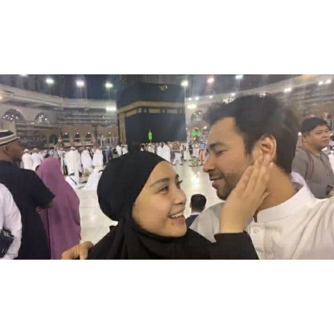 raffi ahmad dan nagita slavina di tanah suciinstagram raffinagita1717