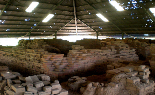 candi gentong