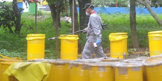 Mandi dan Makan Ternyata Bisa Bantu Hilangkan Efek Radiasi Radioaktif