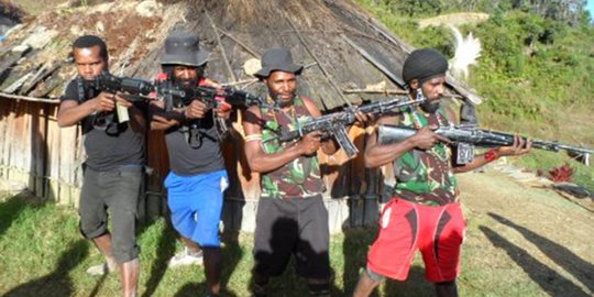 Satgas TNI-Polri Baku Tembak dengan KKB di Intan Jaya Papua