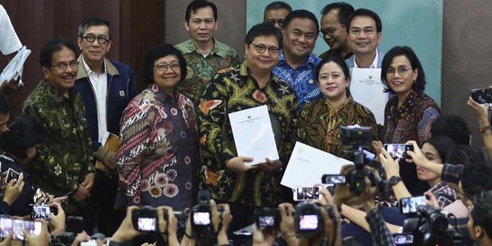 Kontroversi Omnibus Law soal Jokowi Bisa Ubah UU dengan PP, Benarkah Salah Ketik?