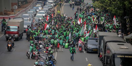 Revisi UU Lalu Lintas, DPR Mau Pertegas Sepeda Motor Bukan Angkutan Umum?