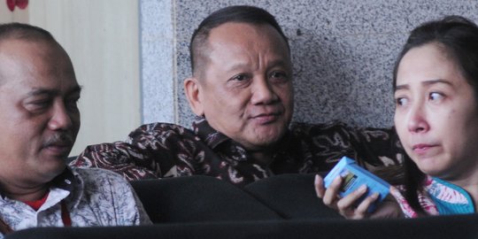 Pengacara Sarankan KPK Periksa Haris Azhar, Korek Info Keberadaan Nurhadi