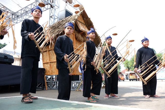 kehidupan tradisional urang kanekes