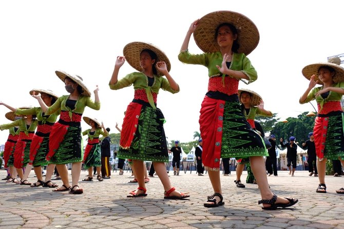 kehidupan tradisional urang kanekes