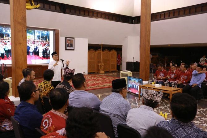 bupati banyuwangi abdullah azwar anas bertemu 93 pendeta