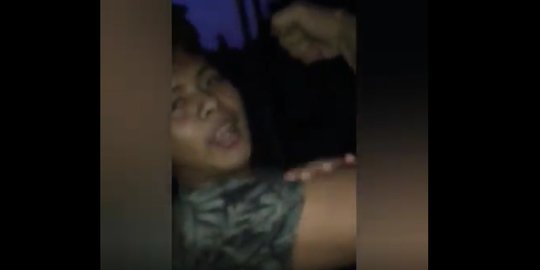 Viral Video Pemuda di Bali Arogan Pukuli Orang sambil Pamer Otot Lengan