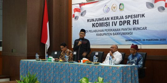 KKP dan Komisi IV DPR Temui Nelayan di Muncar