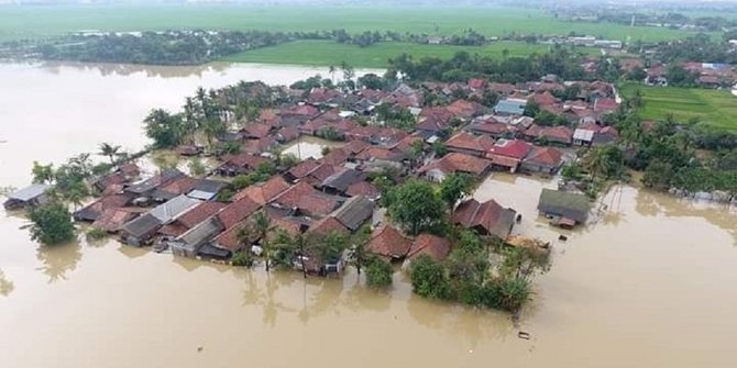 485 Rumah  di Karawang Tergenang Banjir Ketinggian Air 