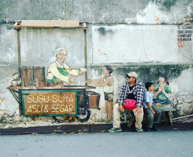 mural di george town penang