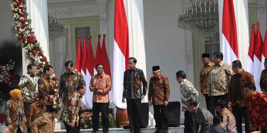 hembuskan rencana reshuffle
