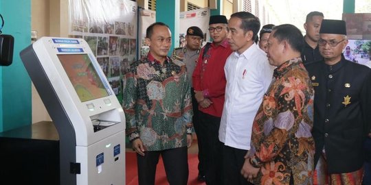 Presiden Jokowi Bangga ADM Sudah Ada di Provinsi Paling Ujung Utara Indonesia
