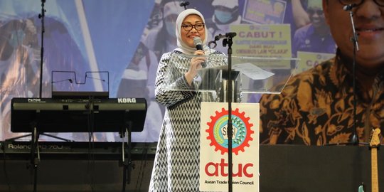 Menaker Ida Hadiri Perayaan HUT KSPSI dan Hari Pekerja Indonesia