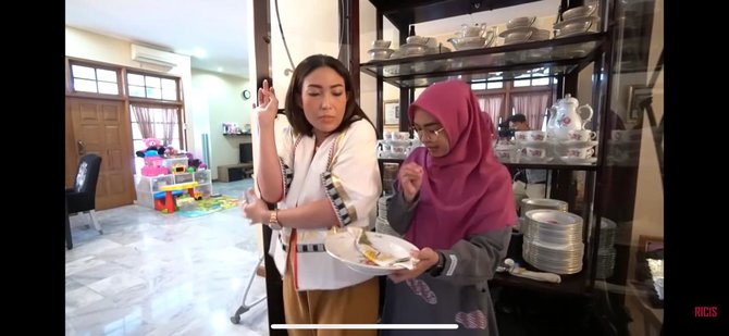 ayu dewi