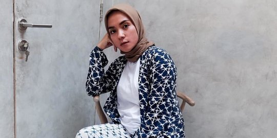 Mengusung Nuansa Minimalis, Ini 7 Potret Rumah Enno Lerian